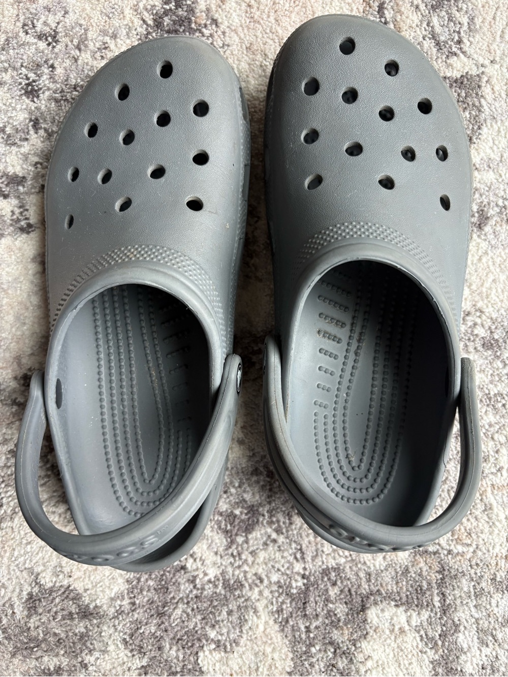 CROCS Classic Vented Clog in Gray
